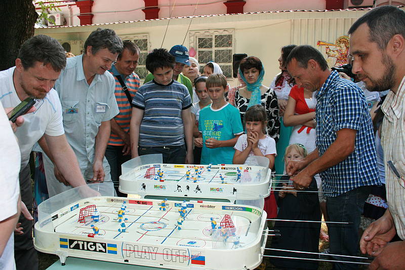 В хоккей играют настоящие мужчины